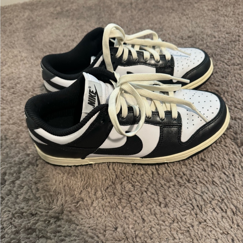 Nike Dunk Low Premium White Coconut Milk Black - size 7! Sold Out!